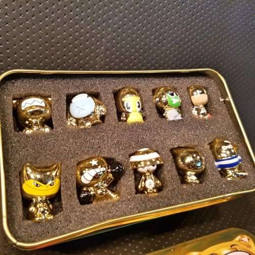 GOGOS Crazy Bones    GOLD Series Limited Edition